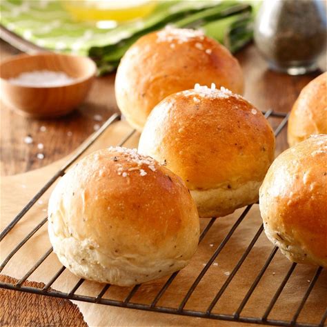 Holiday Dinner Rolls with Honey Rosemary Butter - 12 oz